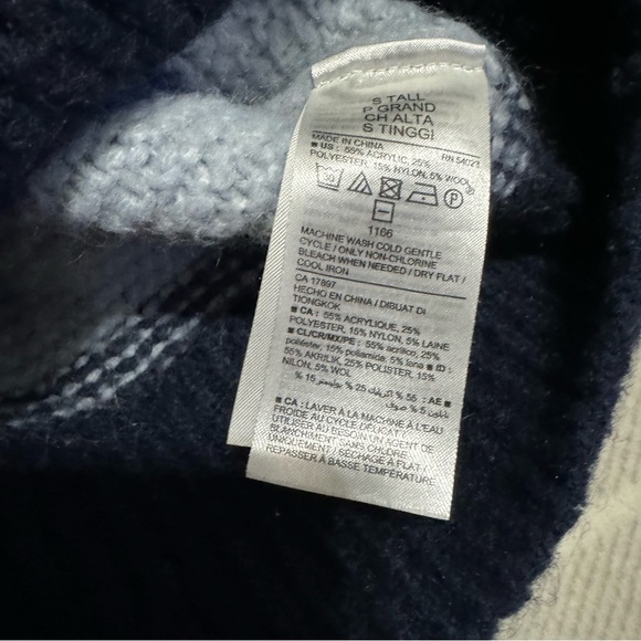 OLD NAVY RAINBOW 🌈 KNIT SWEATER ST Festive Striped Boxy Fit Pullover Oversized - Picture 10 of 11